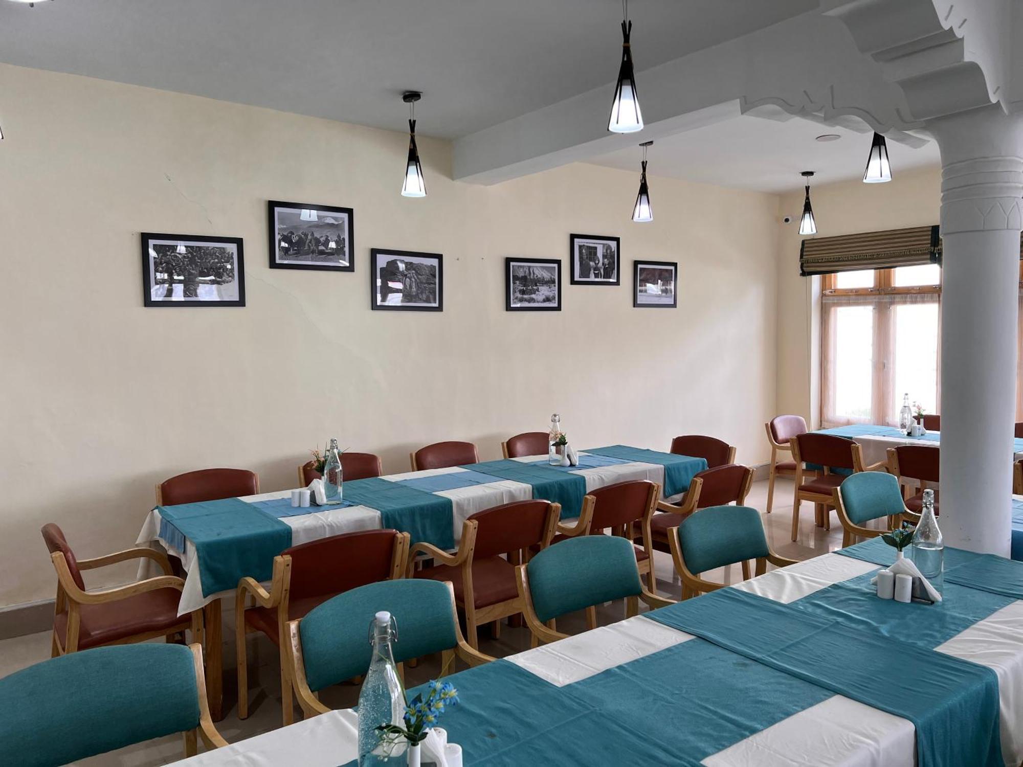 Hotel New Glacier View Leh Bagian luar foto