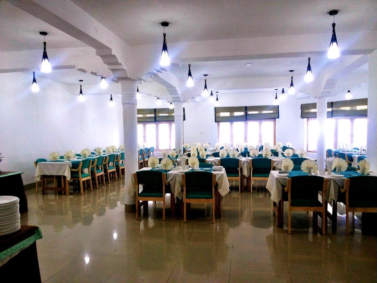 Hotel New Glacier View Leh Bagian luar foto
