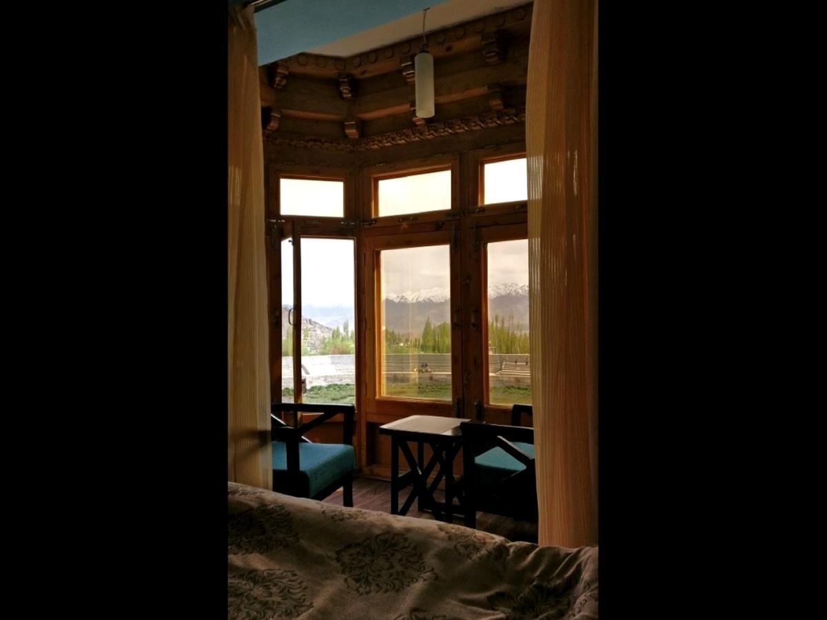 Hotel New Glacier View Leh Bagian luar foto