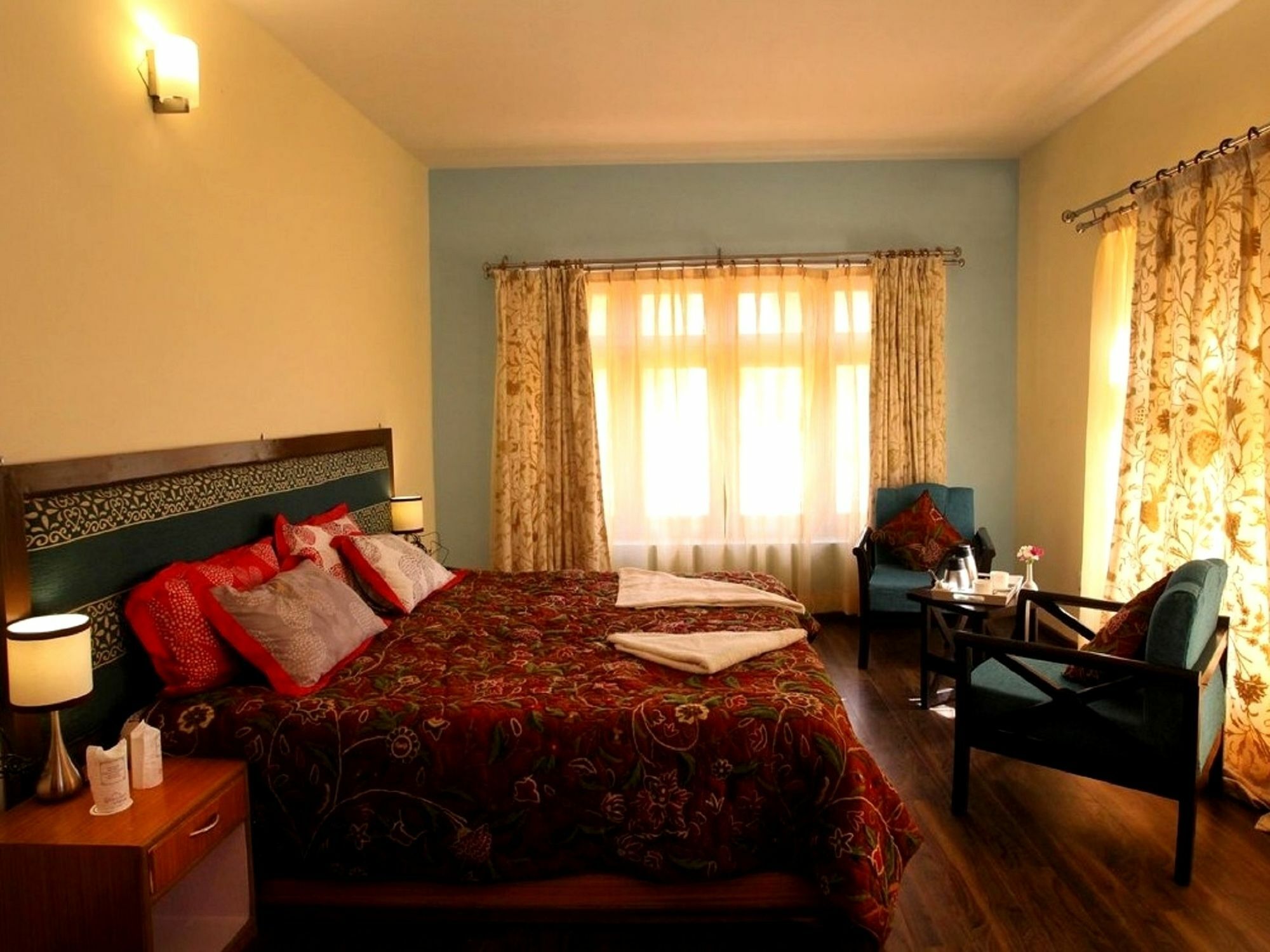 Hotel New Glacier View Leh Bagian luar foto