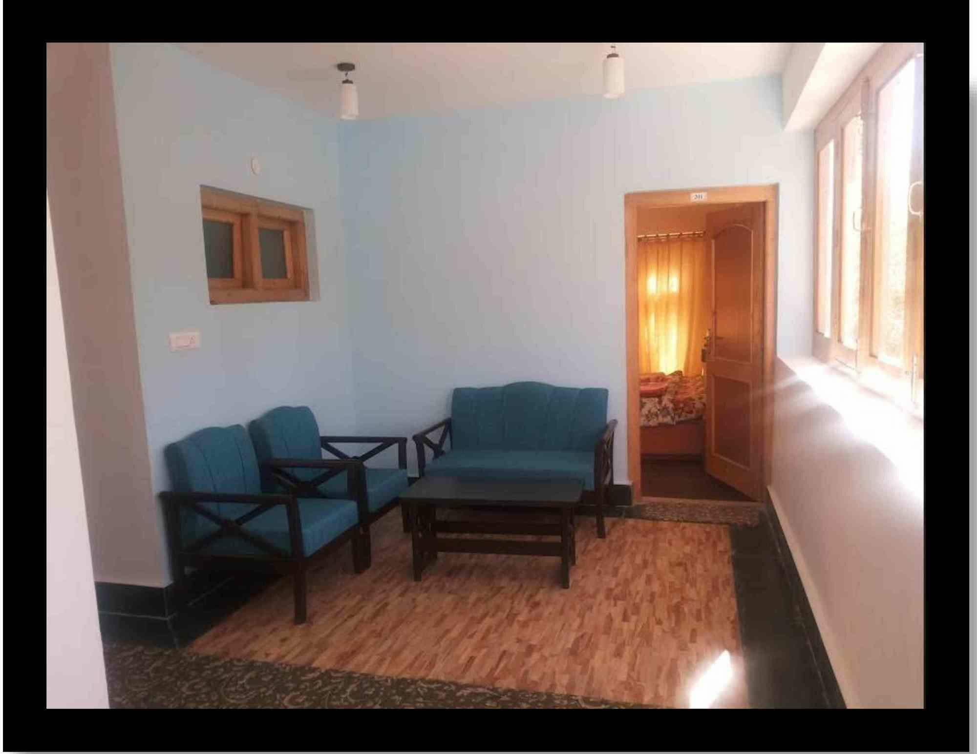 Hotel New Glacier View Leh Bagian luar foto