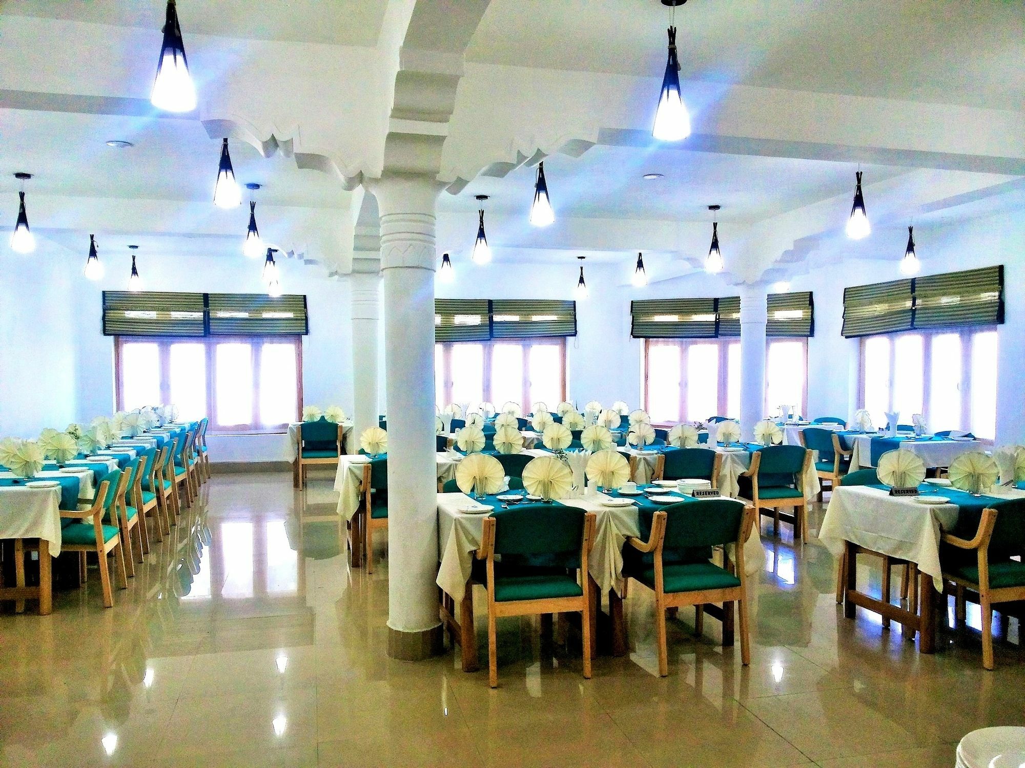 Hotel New Glacier View Leh Bagian luar foto